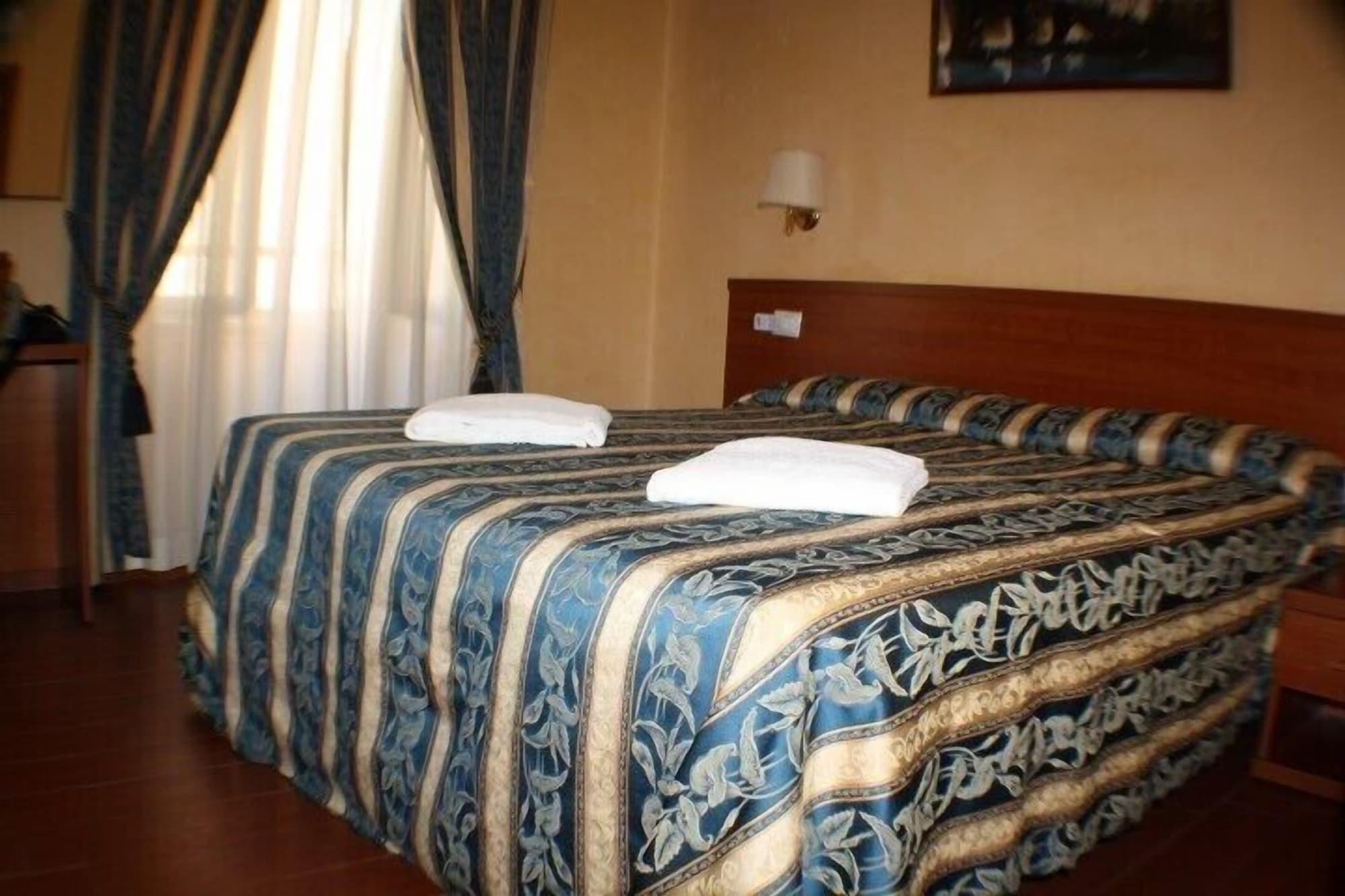 Toffa Place In Rome Bagian luar foto